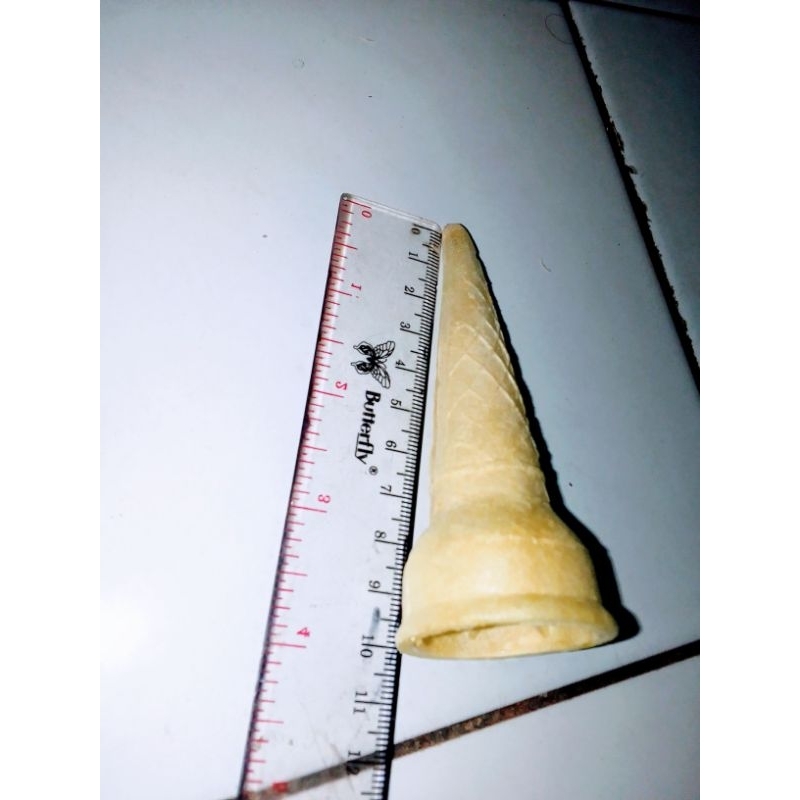 

Cone Ice Cream 1 Bungkus Isi 20 Pcs