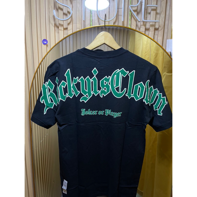KAOS RIC BACK FONT