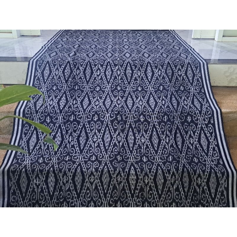 KAIN TENUN ETNIK NUSANTARA MOTIF SINTANG HITAM, KAIN TENUN BLANKET TRADISIONAL TROSO JEPARA TERBARU 