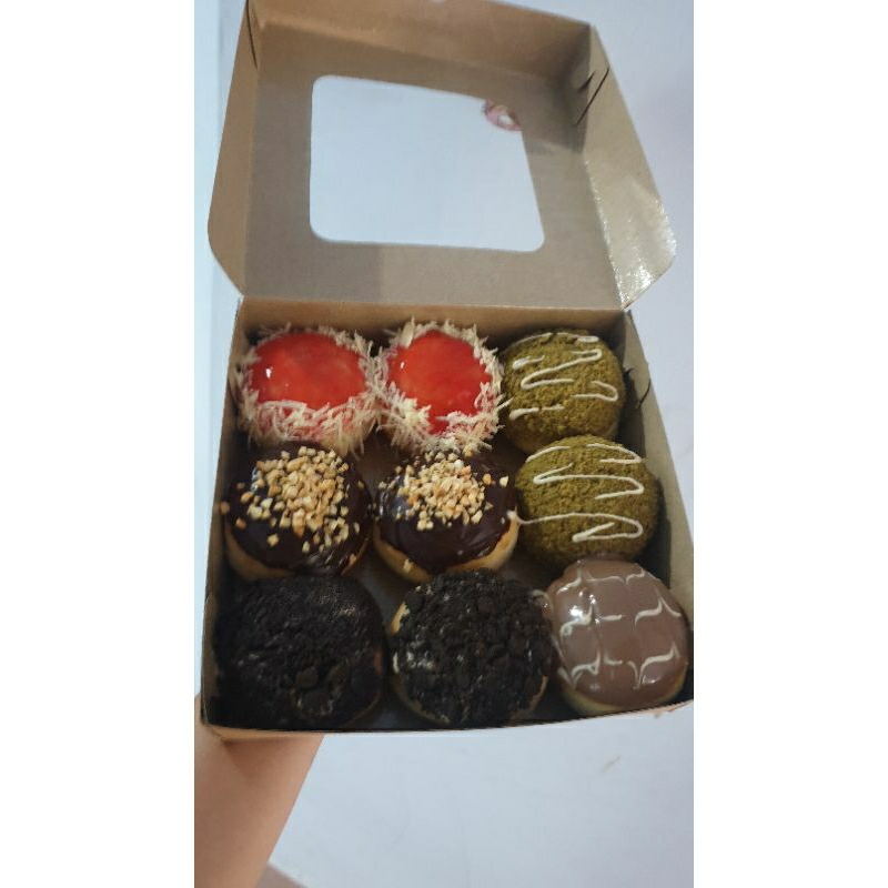 

Donat isi 9