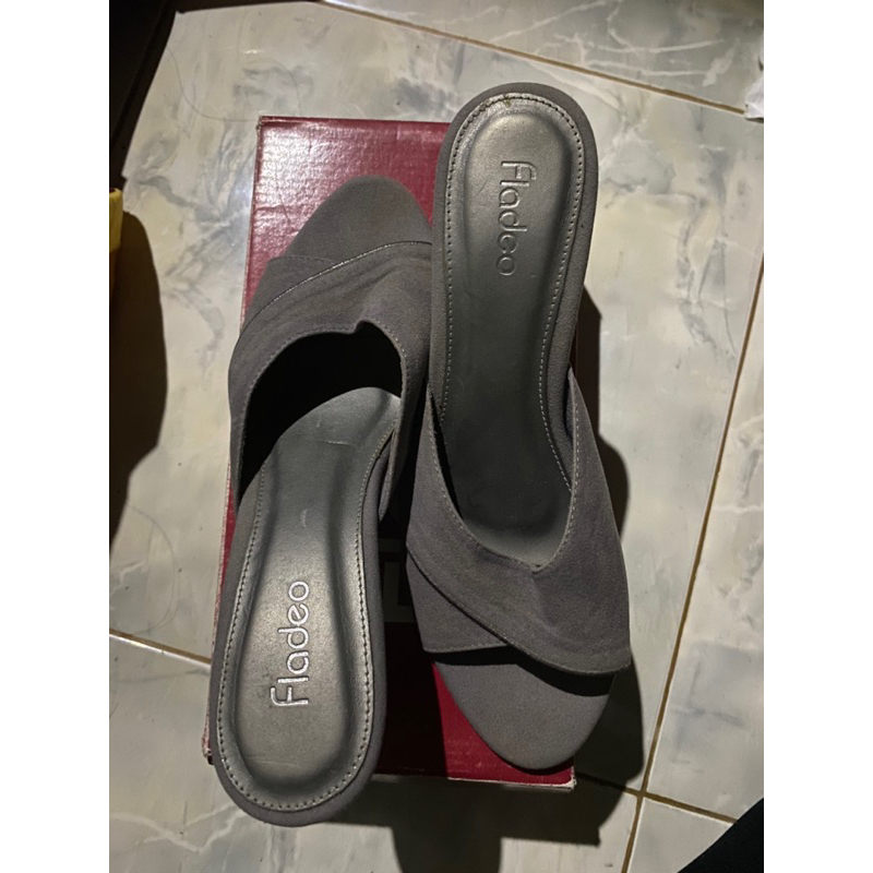 sepatu Fladeo Heels 5cm grey