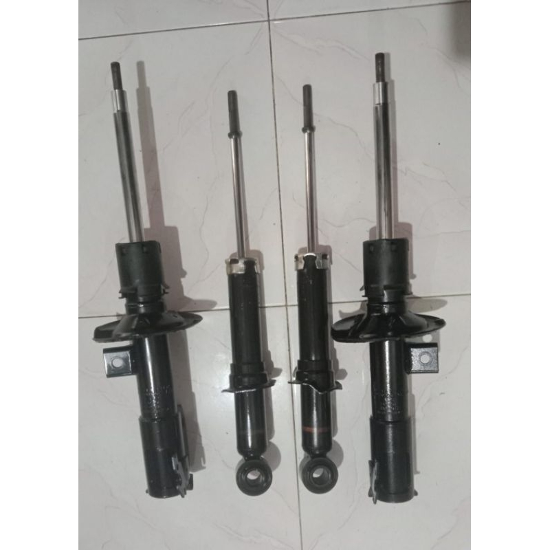 Shockbreaker Belakang OEM Sienta
