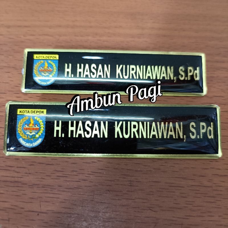 best seller name tag Kuningan papan nama dada Kuningan+logo custom -peniti