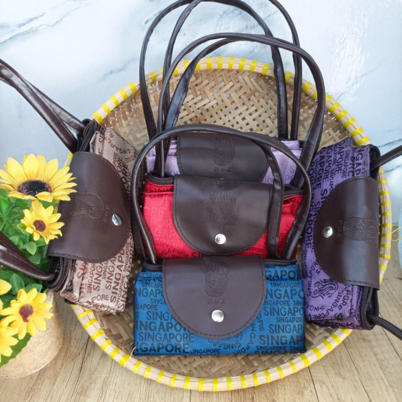 Tas lipat Singapore