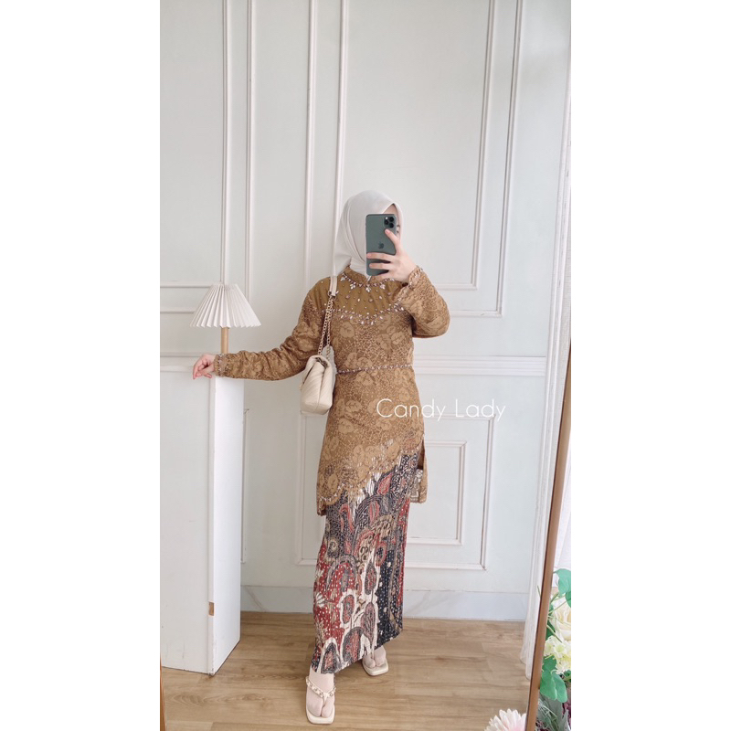 CANDY LADY Siena Assymetric Kebaya Set / Setelan Brukat Kondangan / Brukat Pesta Premium