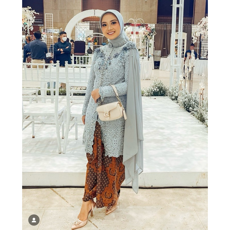 kebaya ivory prelove