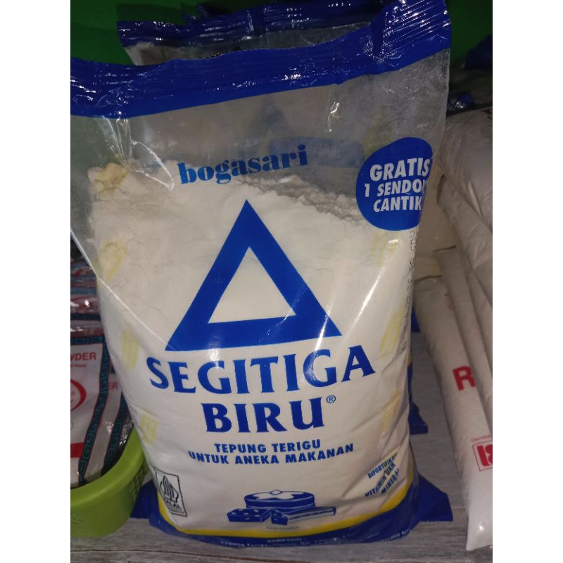 

TEPUNG SEGITIGA BIRU 1KG