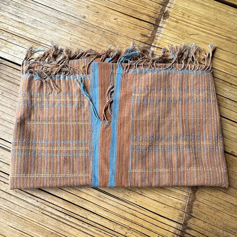 kain tenun pewarna Alami
