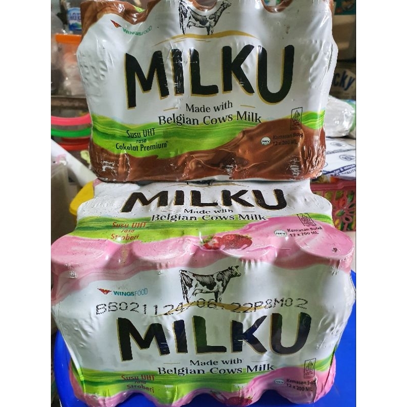 

Susu UHT MILKU kemasan Botol