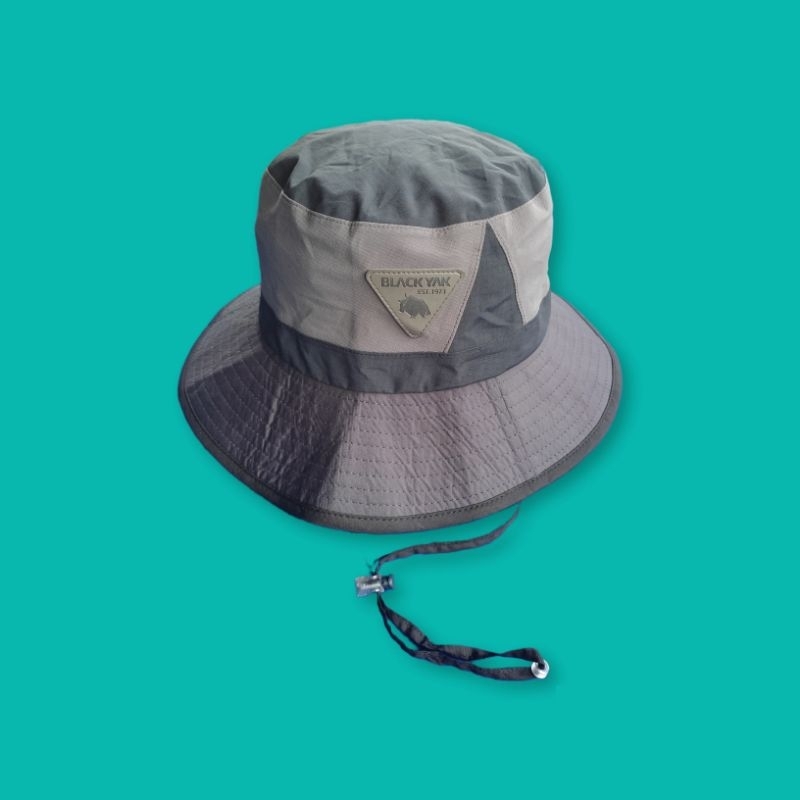 Topi Rimba Black Yak Goretex