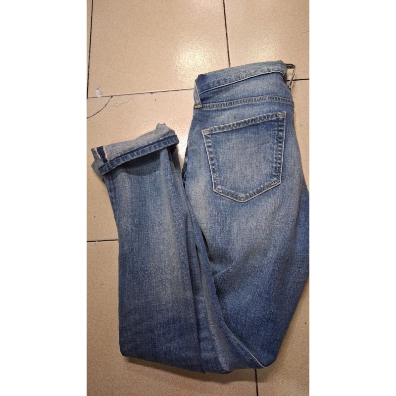 celana jeans selved UNIQLO