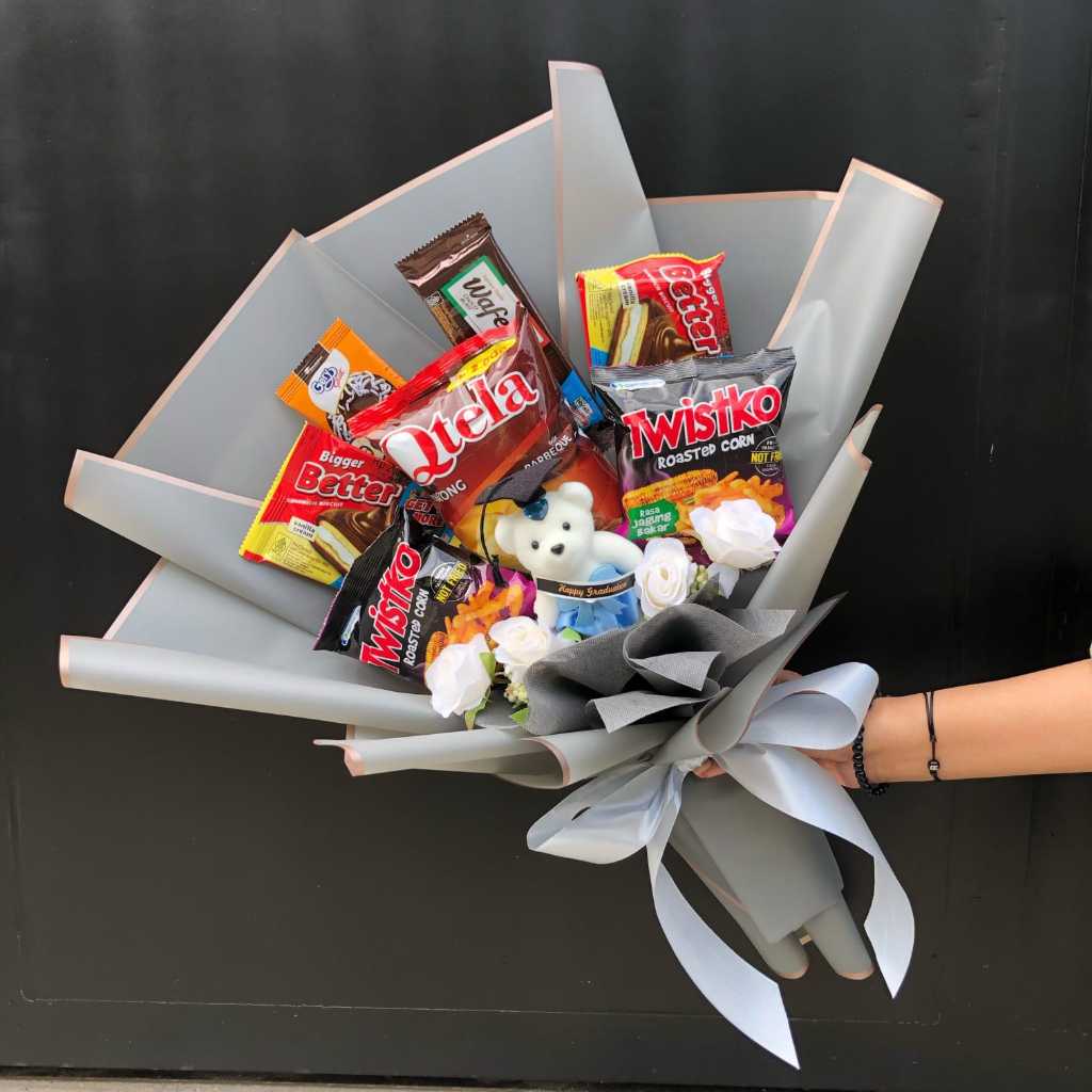 

PARIIZ BUKET SNACK WISUDA