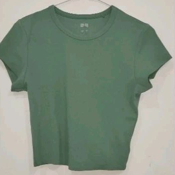 PRELOVED UNIQLO AIRISM CROPTOP ULTRA STRETCH