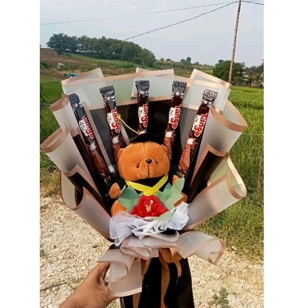 

Bucket Boneka & snack