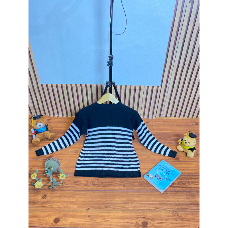 Pipit stripe rajut wanita atasan oblong korean style sweater rajut import ld 110-120 melar