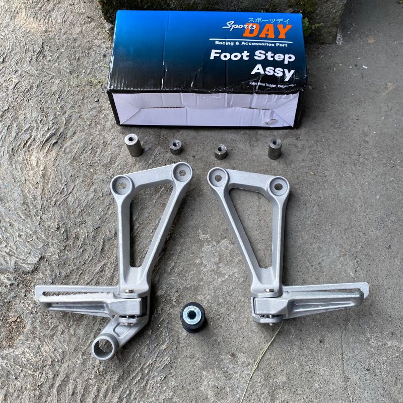 postep CBR  k45 footstep k45 impor postep belakang CBR150 k45