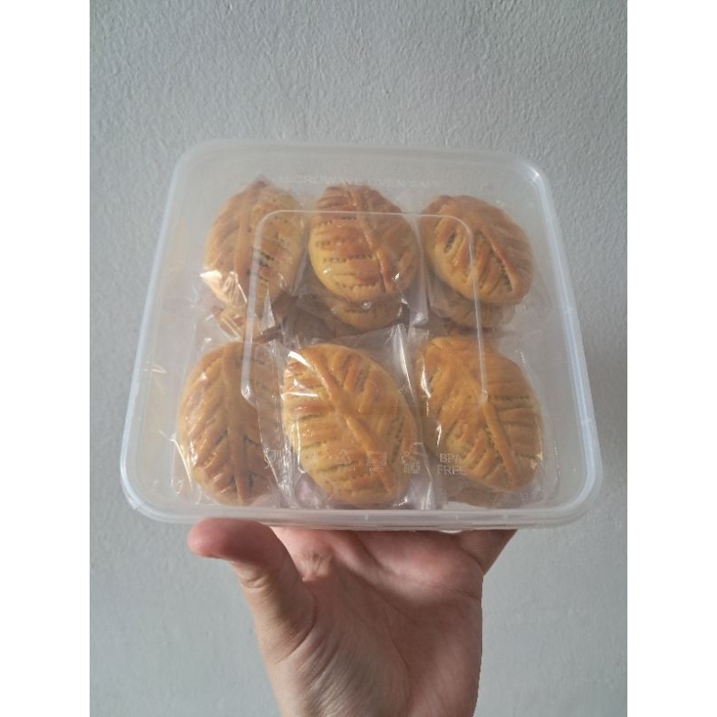 

Home Made Nastar Daun Jumbo 25 pcs