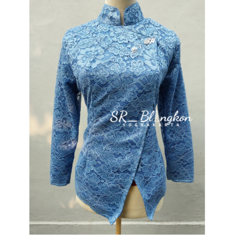 V2 Kebaya Wisuda Model Janggan / Kebaya Janggan / Kebaya Gadis Kretek / Kebaya Jeng Yah / Dian Sasrt