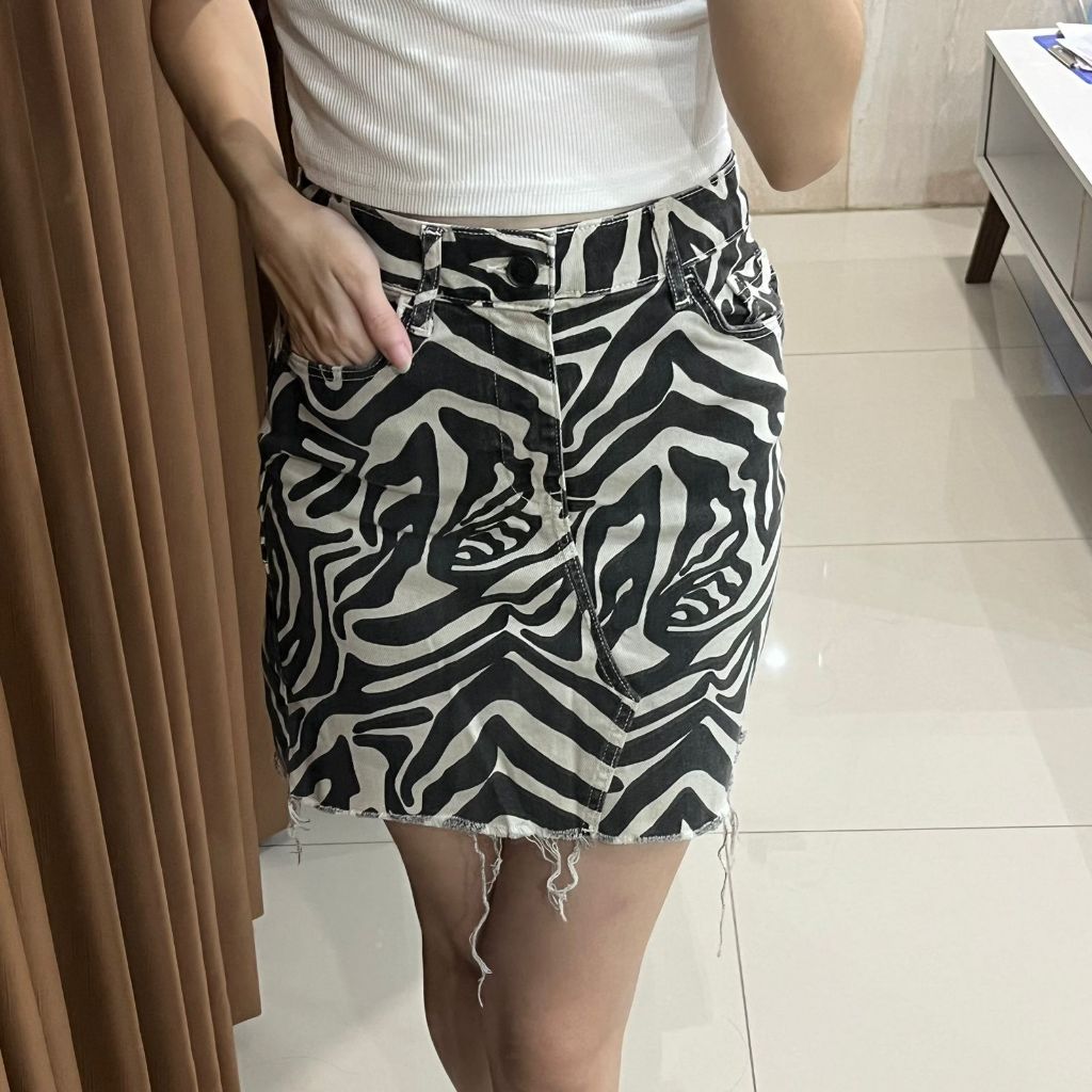 Prelove Celana Pendek HighWaist Rok Jeans