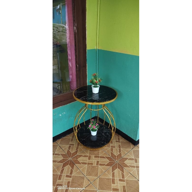 rak sudut botol cantik,rak sudut ruang tamu minimalis terbaru