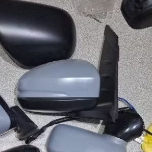 cover bawah spion mobilio kanan