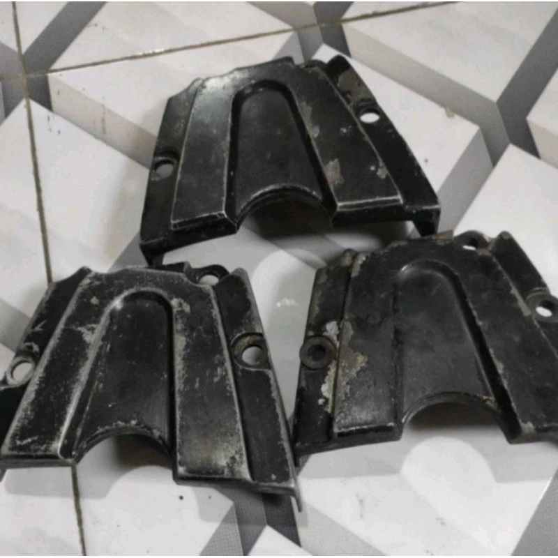 Cover Tutup Gear Depan Original Fiz Fiz R Y110 SS2 SS1