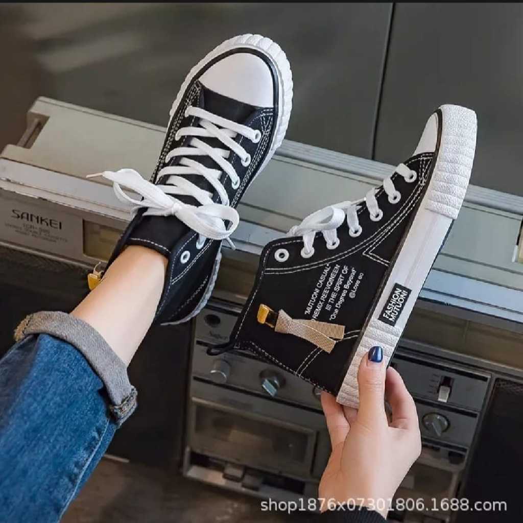 Sepatu Wanita.Sepatu Snaekers.Sepatu Model Terbaru