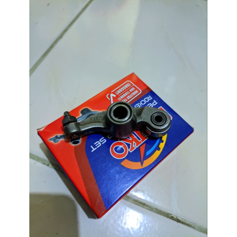 Roker Arm pulsar 180/220