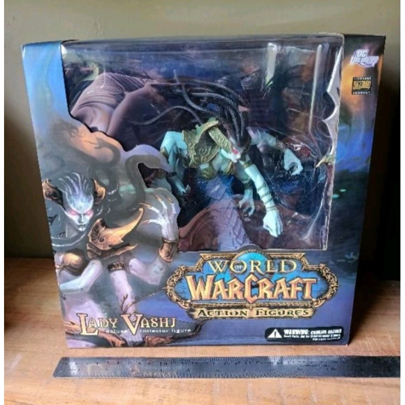 action figure world of Warcraft Lady Vashj deluxe collector figure
