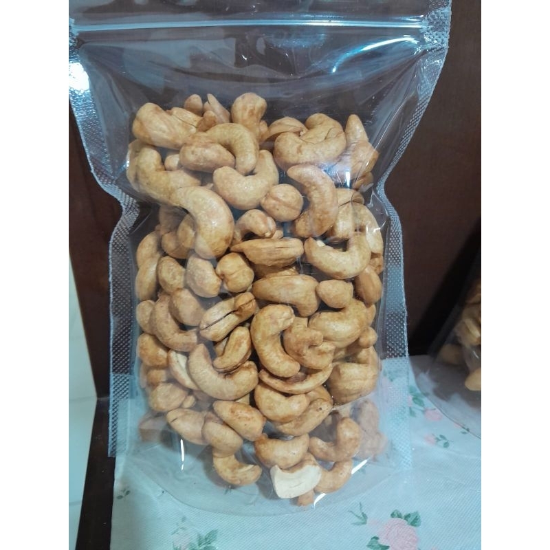 

Snack Cemilan/Kacang/Kacang Mede Matang gurih asin 250gr