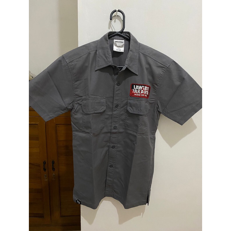 LAWLESS Jakarta Workshirt (kemeja model kerja)
