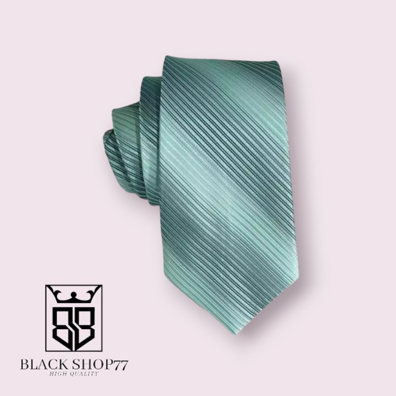 Dasi Pria Panjang Garis Timbul Warna Kombinasi Hijau Wardah