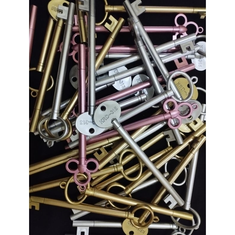 

Pulpen Unik bentuk kunci / souvenir unik murah