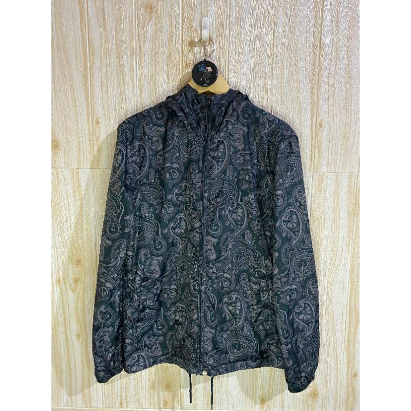 Pretty Green Paisley ZH Black
