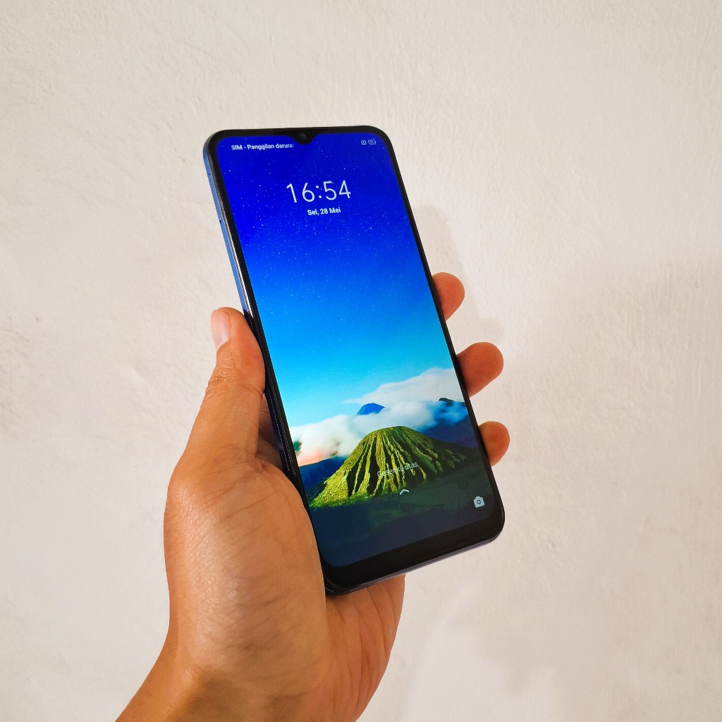 Realme C12 RAM 3/32 GB Baterai Besar 6000 mAh Normal Tidak Ada Minus Lengkap