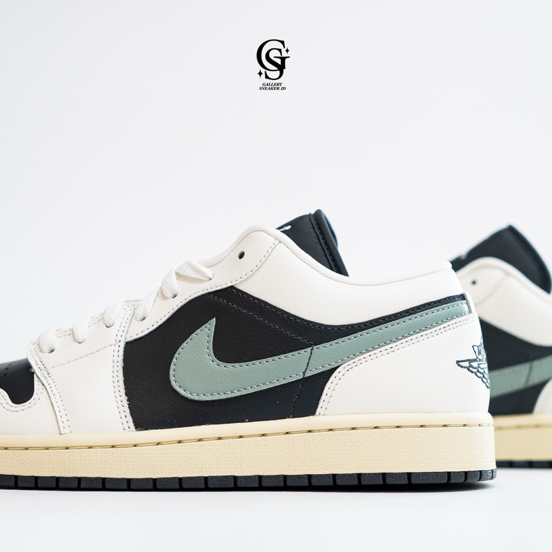 Air Jordan 1 Low Jade Smoke Original