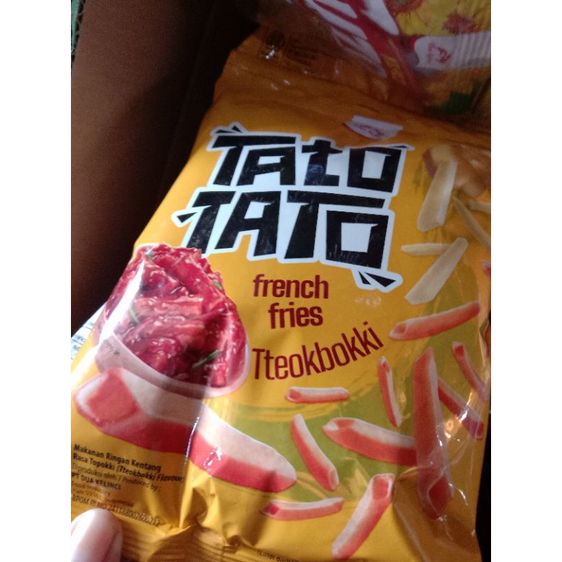 

(16 gram x 10) snack tato-tato dua kelinci