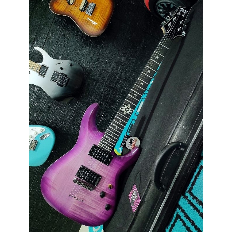 Gitar Schecter Diamond Series