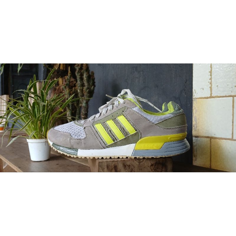 Sepatu Adidas Running Second Original