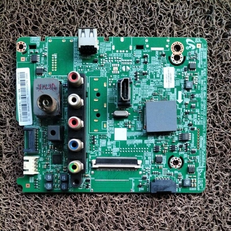 MB SAMSUNG UA24H4003AR