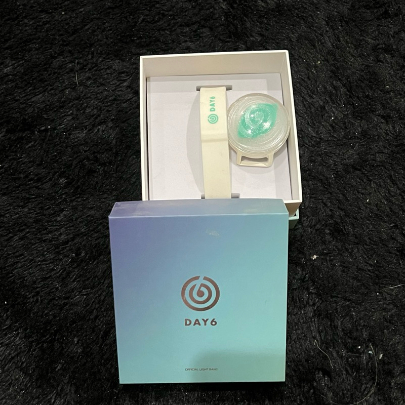DAY6 Lightband Preloved