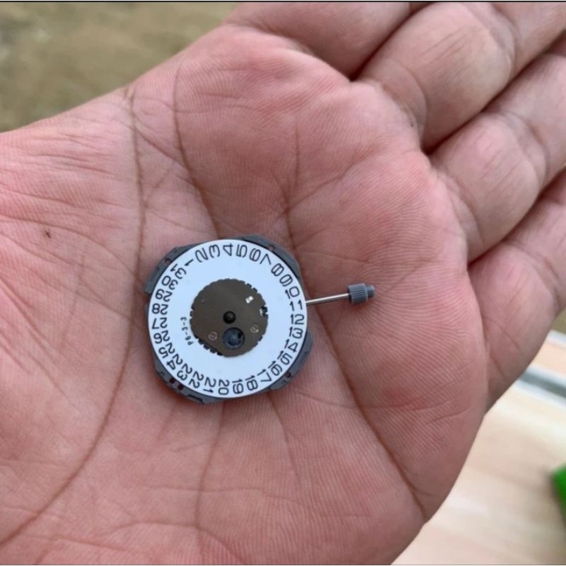 MEEIN JAM TANGAN MIYOTA GR-12/1S13 TANGGAL SAMPING ORIGINAL