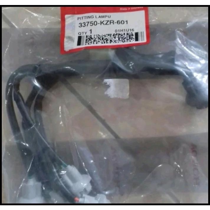 Fitting Lampu Belakang Socket Lampu Belakang Vario Techno 125CC PArt Number 33750KZR601