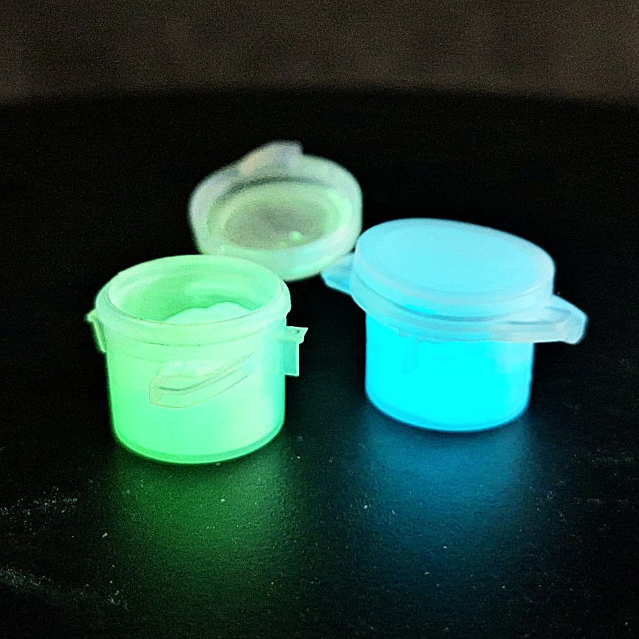 

Bubuk Fosfor Premium - Glow In The Dark 3 GR