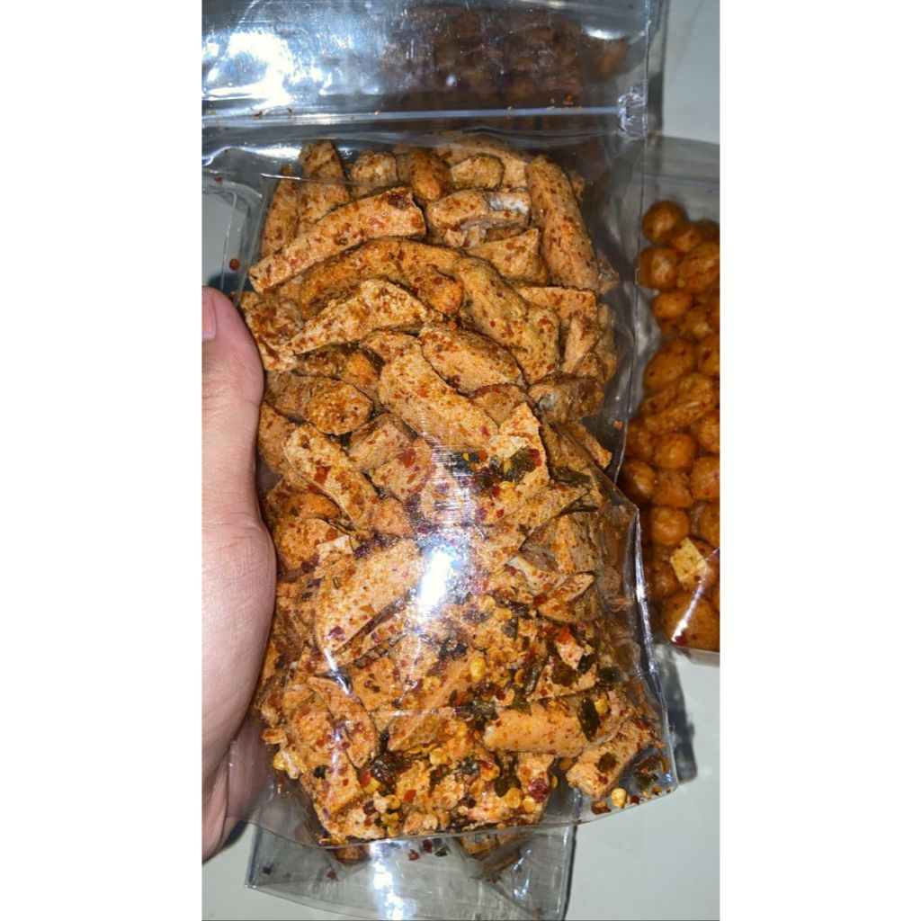 

Basreng/baso goreng/basreng bandung/basreng daun jeruk 250gr