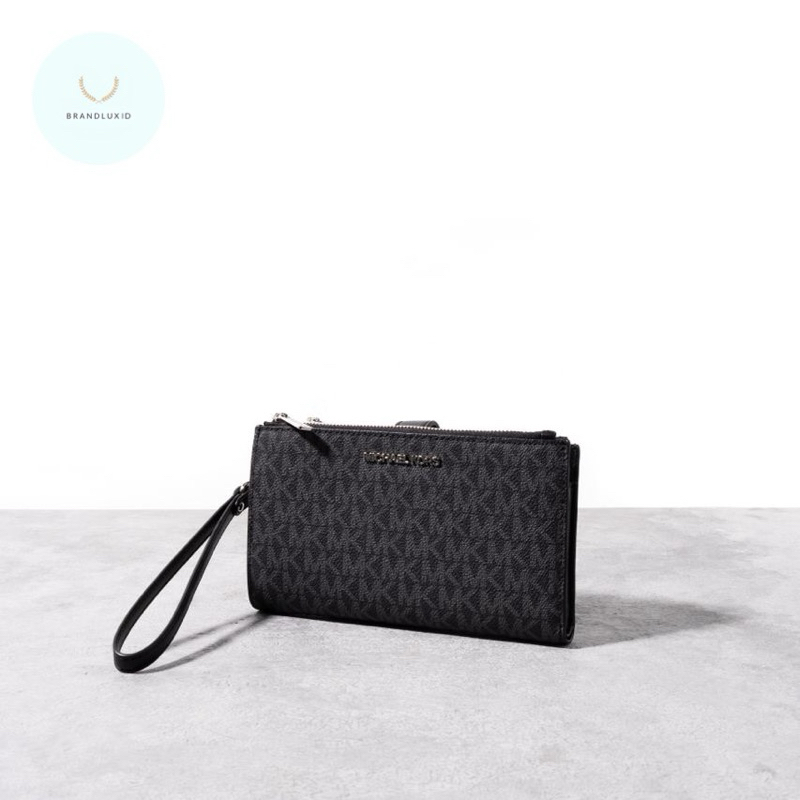 Michael Kors Jet set travel double zip wristlet monogram