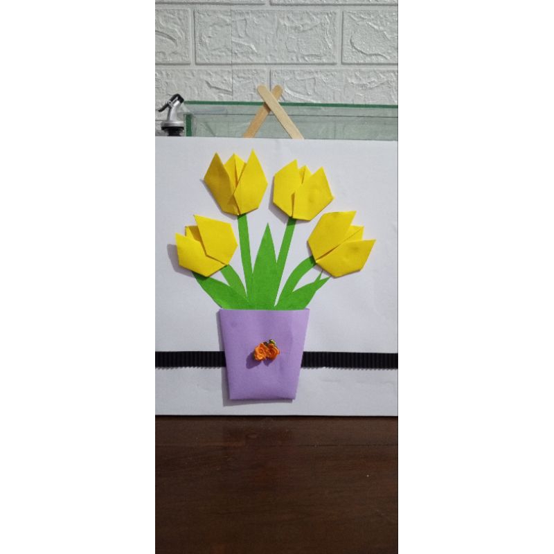Tugas prakarya/bunga tulip origami