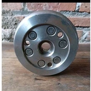 Magnet magnit grand engkel