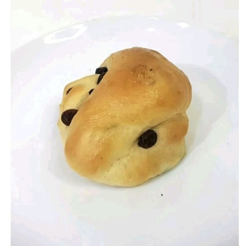 

RAISIN BREAD (minimum 5, boleh mix roti manis lainnya)