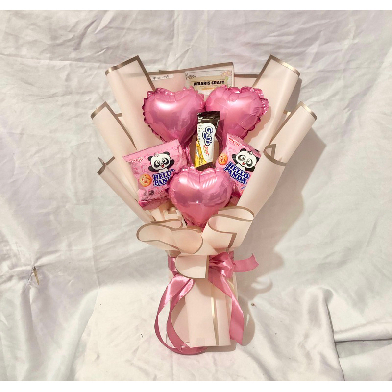 

Bouquet snack / bucket snack cocok untuk hadiah wisuda / graduation / ulang tahun / anniversary / birthday kualitas premium, estetik